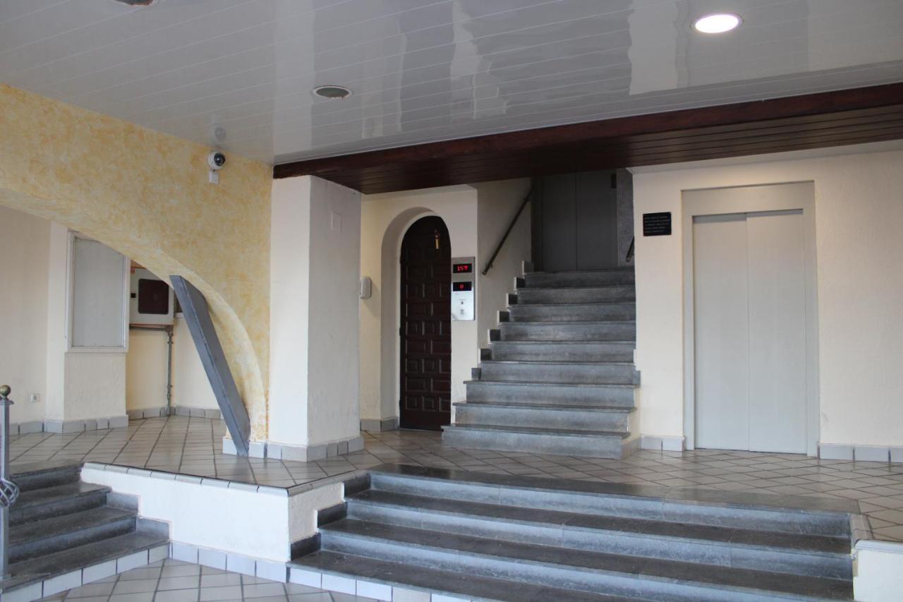 Estudio Primera Linea De Mar Con Piscina Y Parking Apartment Platja d'Aro Ngoại thất bức ảnh